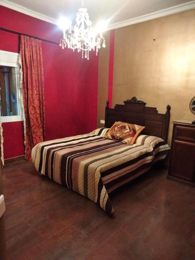 Apartamento En Pleno Centro De Marchena 3 Dormitorios 3 Banos Privados מראה חיצוני תמונה