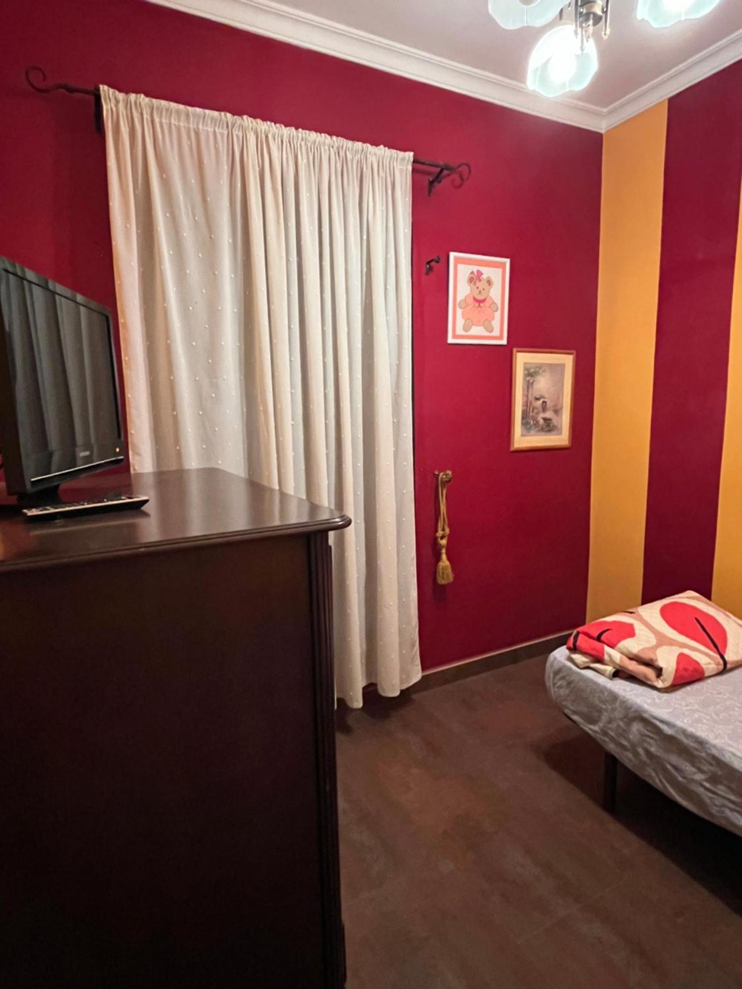 Apartamento En Pleno Centro De Marchena 3 Dormitorios 3 Banos Privados מראה חיצוני תמונה